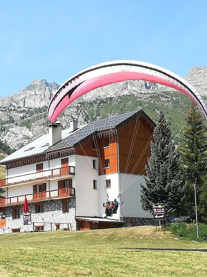 Chalet Beausoleil 4 Etoiles - Prestige - Au Pied Du Col De La Croix De Fer Saint-Sorlin-d'Arves Bagian luar foto